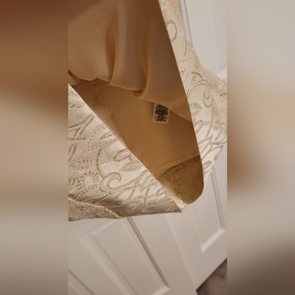 TED BAKER • Gold & Cream Weave Dress with Embellishments, Size 3 (Mediu… - Picture 5 of 8